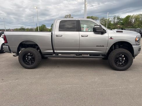 Used 2024 RAM 2500 Big Horn w/ Night Edition image 4