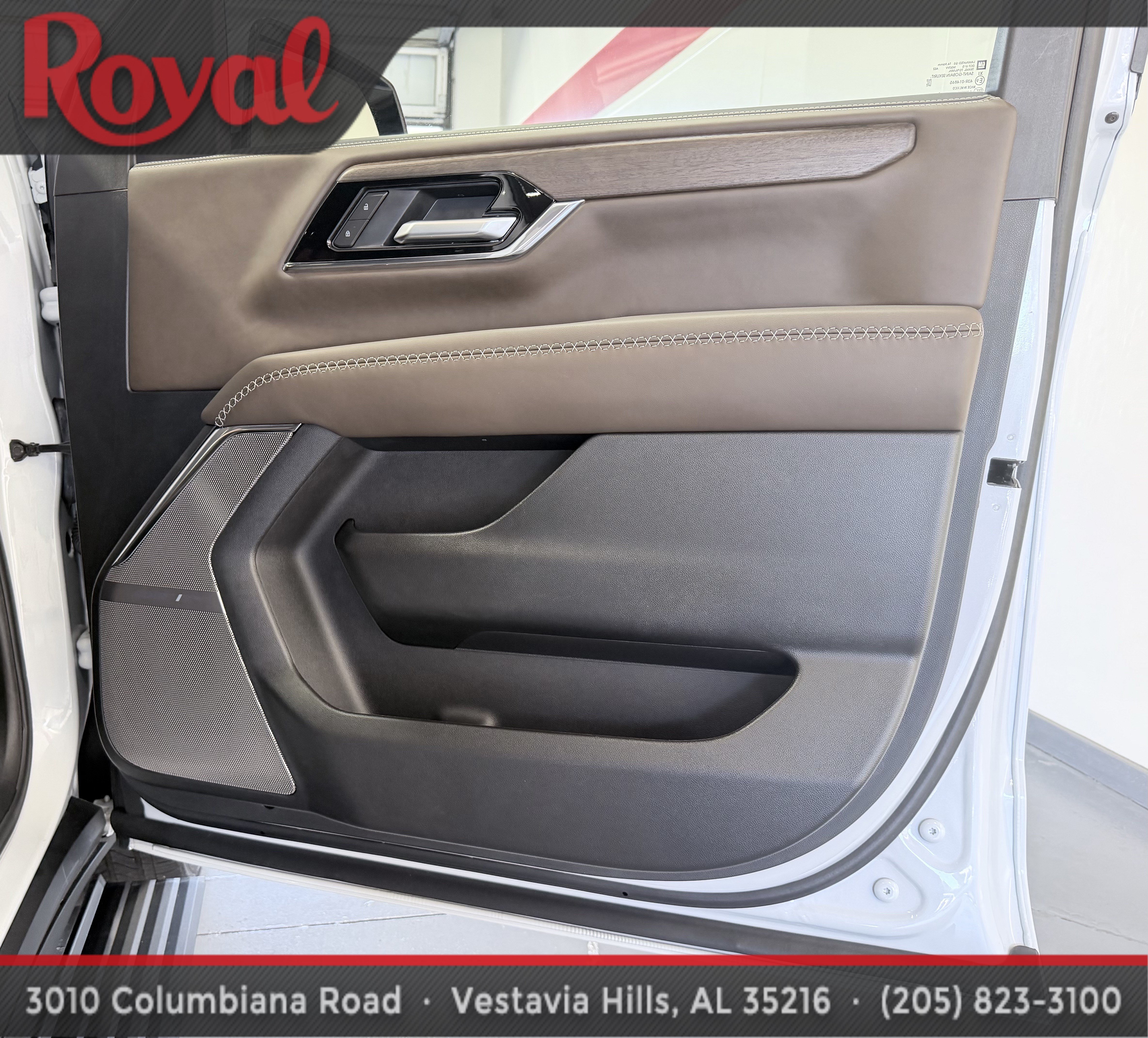 Used 2026 GMC Yukon Denali Ultimate AWD/4WD image 10