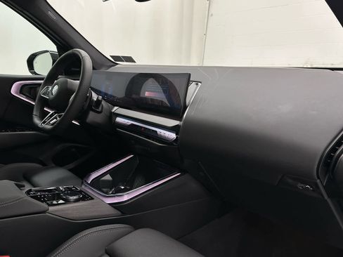 Used 2025 BMW X3 xDrive30i w/ Premium Package image 17