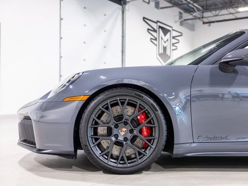 Used 2026 Porsche 911 GTS image 17