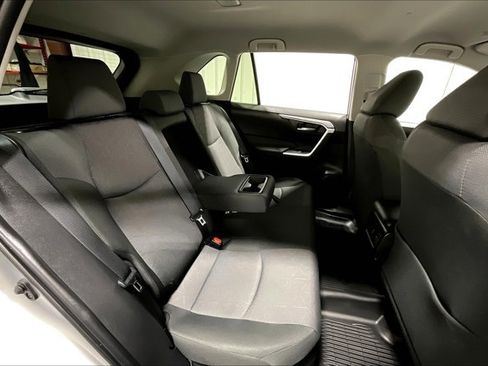 Certified 2025 Toyota RAV4 XLE image 28
