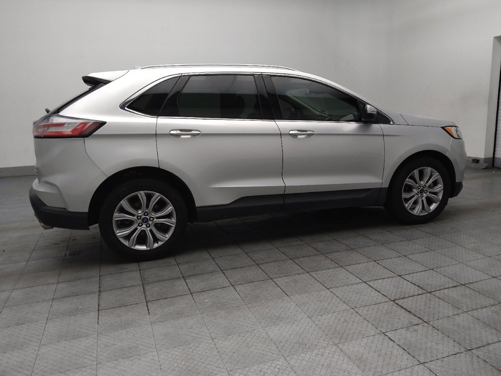 Used 2019 Ford Edge Titanium FWD image 10