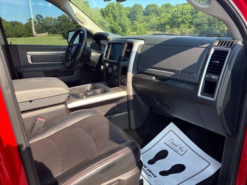 Used 2016 RAM 1500 Big Horn AWD/4WD image 9