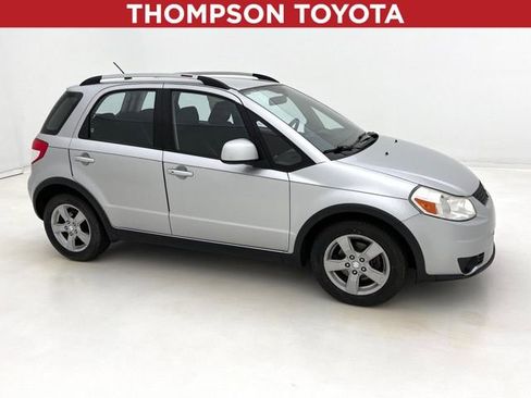 Used 2010 Suzuki SX4 Touring AWD/4WD image 1