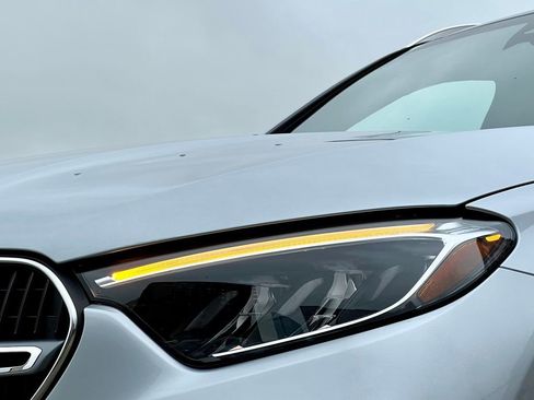 Certified 2026 Mercedes-Benz GLC 300 4MATIC image 5