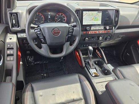 Used 2025 Nissan Frontier PRO-4X w/ Pro Premium Package AWD/4WD image 19