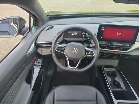 Used 2023 Volkswagen ID.4 Pro S AWD/4WD image 19