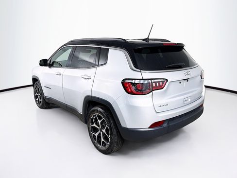 Used 2025 Jeep Compass Limited AWD/4WD image 28