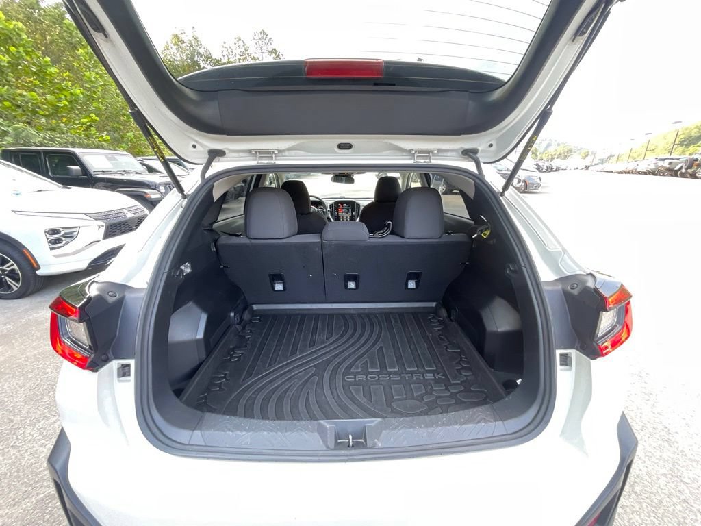 Used 2025 Subaru Crosstrek 2.5i Premium AWD/4WD image 26