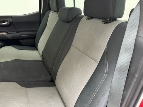 Used 2023 Toyota Tacoma TRD Off-Road image 11