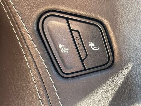 Used 2018 Chevrolet Tahoe LT w/ Max Trailering Package RWD image 20
