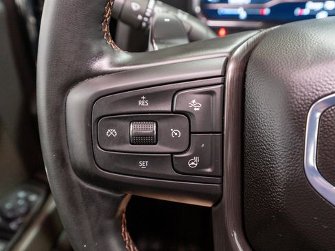 Used 2024 GMC Sierra 1500 AT4 w/ Technology Package AWD/4WD image 29