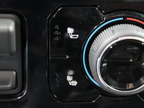 Used 2025 Chevrolet Silverado 1500 RST image 55