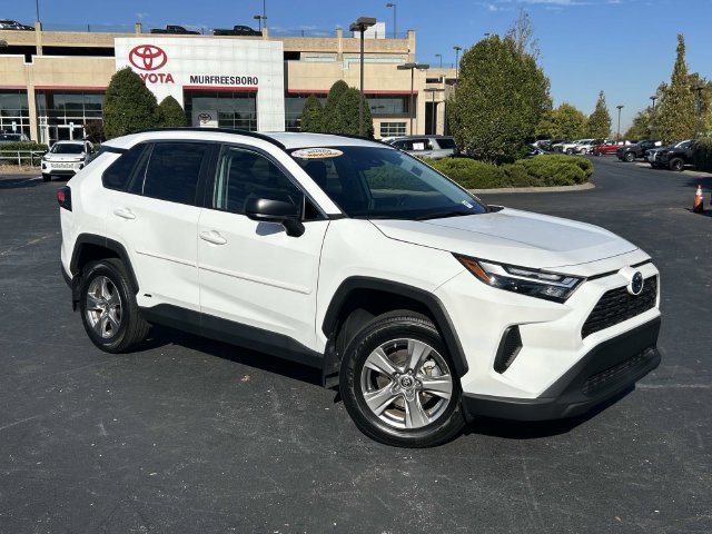 Used 2024 Toyota RAV4 LE AWD/4WD image 2