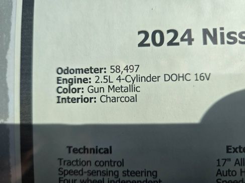 Used 2024 Nissan Altima 2.5 SV image 11