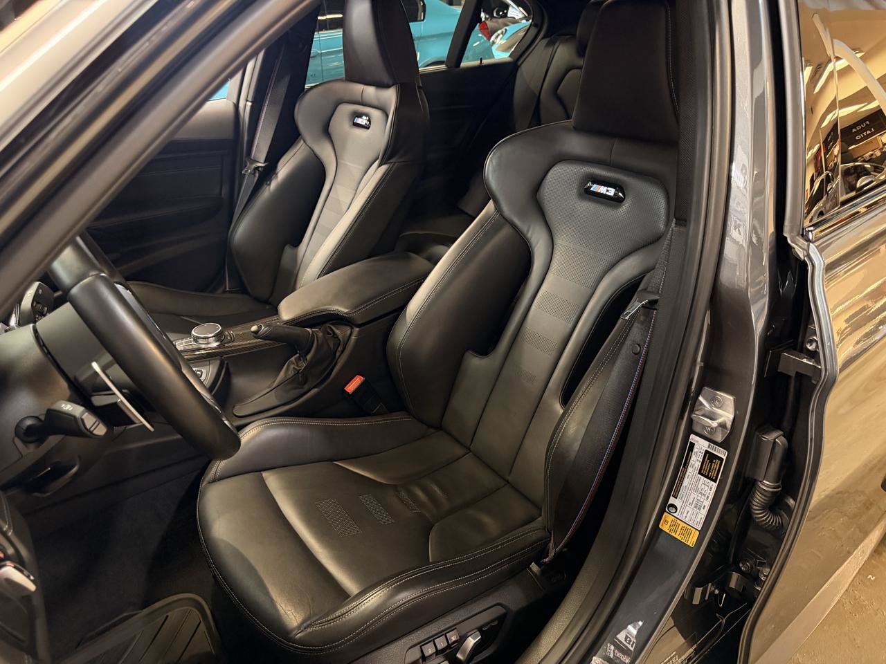 Used 2018 BMW M3 RWD image 17