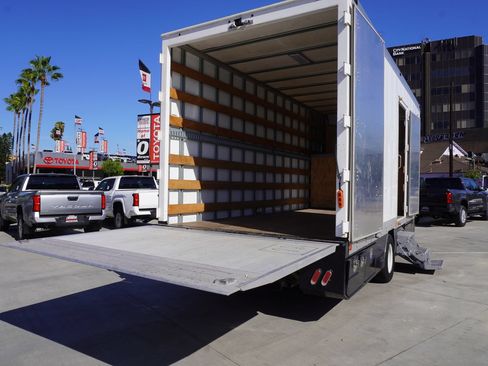Used 2024 Ford E-450 and Econoline 450 Super Duty w/ Power Windows & Locks Group RWD image 30
