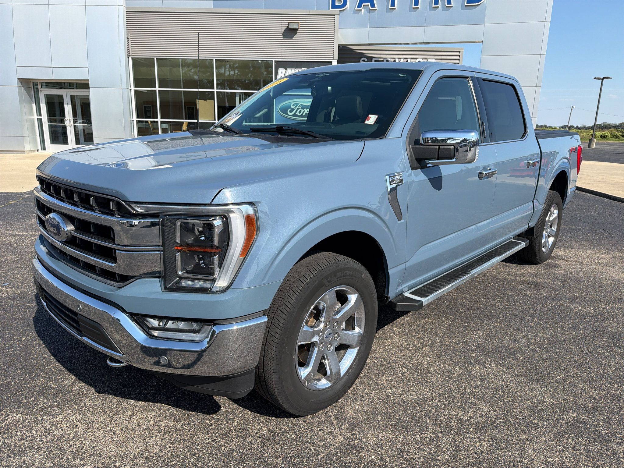 Used 2023 Ford F150 Lariat w/ Equipment Group 502A High AWD/4WD image 2