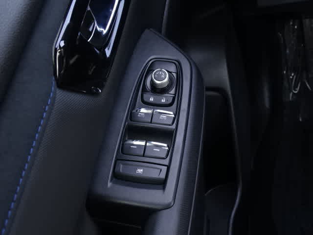 Used 2025 Subaru Forester Limited AWD/4WD image 37