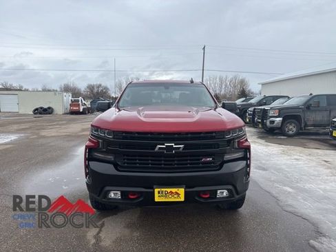 Used 2021 Chevrolet Silverado 1500 LT Trail Boss w/ Convenience Package II image 2