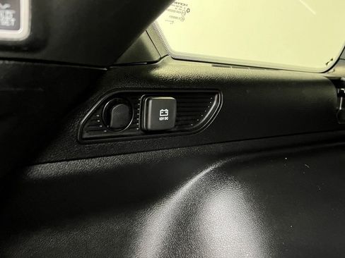 Certified 2023 Jeep Grand Cherokee Altitude image 12