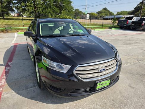 Used 2013 Ford Taurus SE FWD image 6
