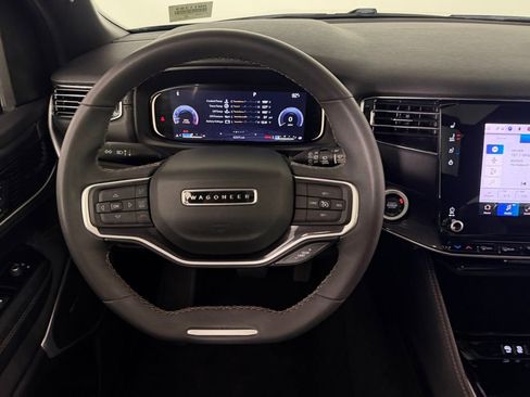 Used 2022 Jeep Wagoneer Series I w/ Premium Group I RWD image 13
