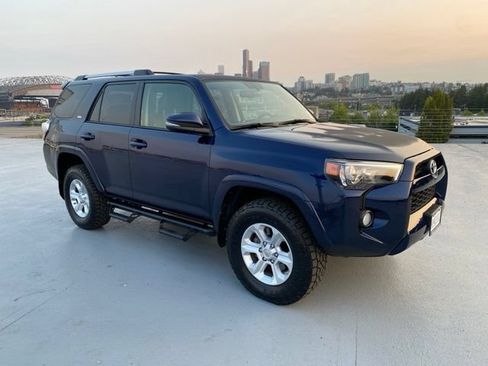Used 2019 Toyota 4Runner SR5 Premium AWD/4WD image 1