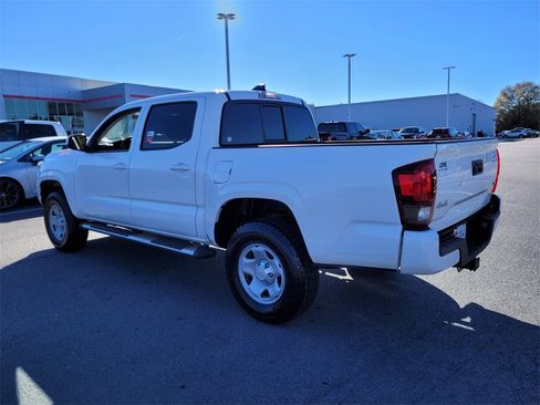 Used 2023 Toyota Tacoma SR image 8