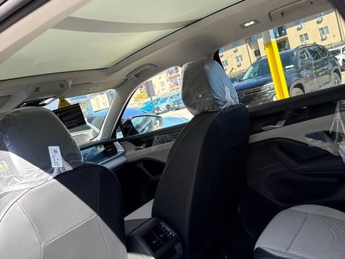 New 2026 Volkswagen Tiguan SE AWD/4WD image 21