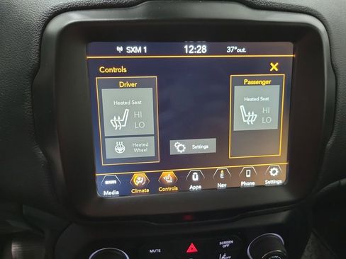 Used 2023 Jeep Renegade Limited w/ Limited Elite Group image 32