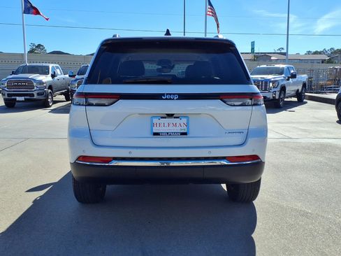 Used 2022 Jeep Grand Cherokee Limited image 6