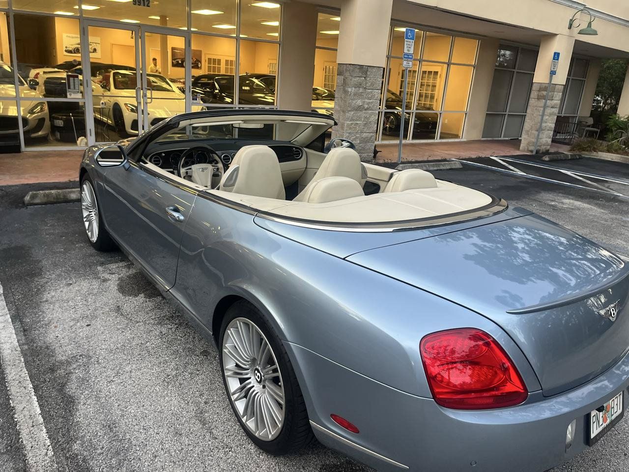 Used 2010 Bentley Continental GT Speed w/ Convenience Specification Pkg AWD/4WD image 9