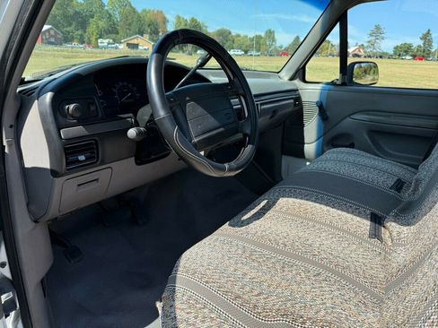 Used 1995 Ford F250 2WD Regular Cab image 21