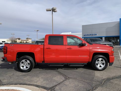 Used 2018 Chevrolet Silverado 1500 LT w/ All Star Edition image 4