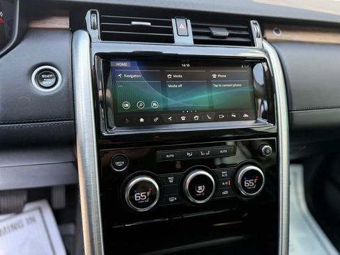 Used 2018 Land Rover Discovery HSE Luxury AWD/4WD image 18