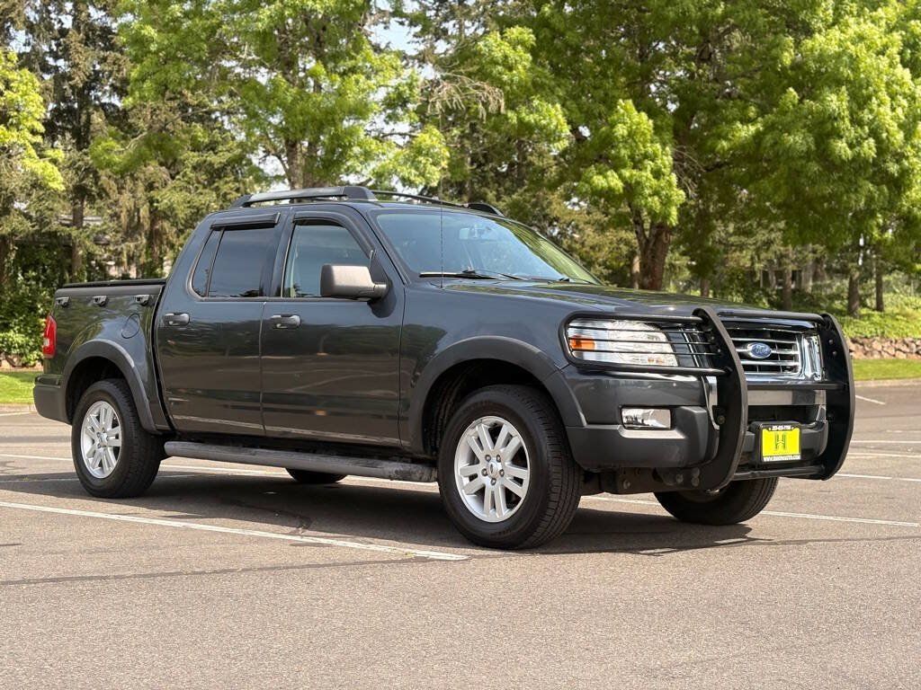 Used 2010 Ford Explorer Sport Trac XLT AWD/4WD image 7