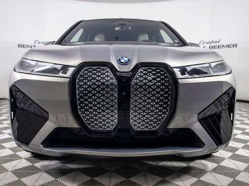 Used 2023 BMW iX xDrive50 w/ Sport Package image 6