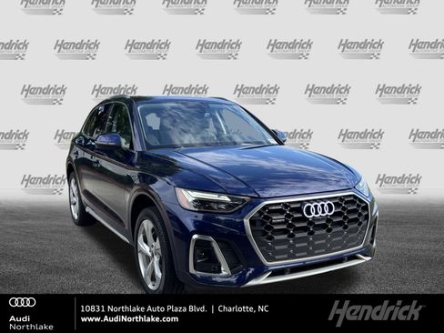 Certified 2025 Audi Q5 2.0T Premium Plus w/ Premium Plus Package AWD/4WD image 1