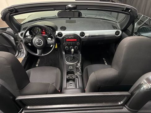 Used 2013 MAZDA MX-5 Miata Club image 13
