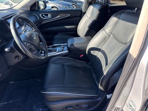 Used 2019 INFINITI QX60 Luxe w/ Essential Package image 9