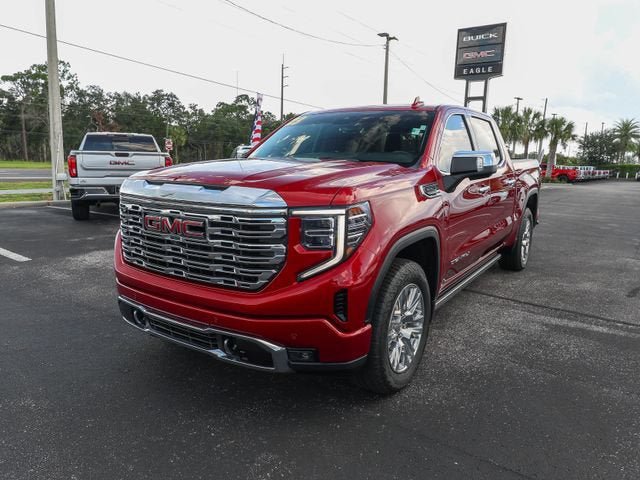 Used 2023 GMC Sierra 1500 Denali AWD/4WD image 3