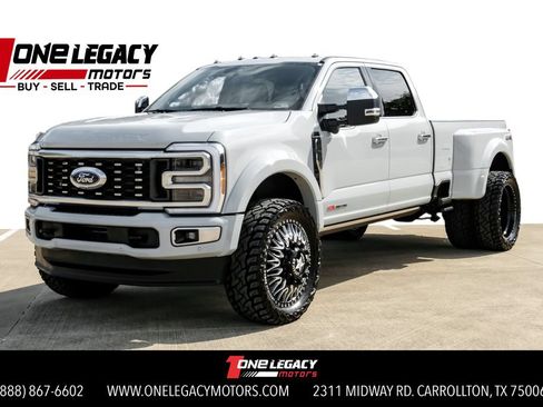 Used 2026 Ford F450 Platinum w/ Platinum Plus Package AWD/4WD image 1