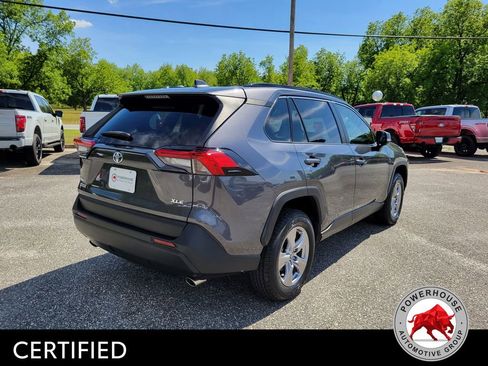 Used 2023 Toyota RAV4 XLE w/ Convenience Package FWD image 6