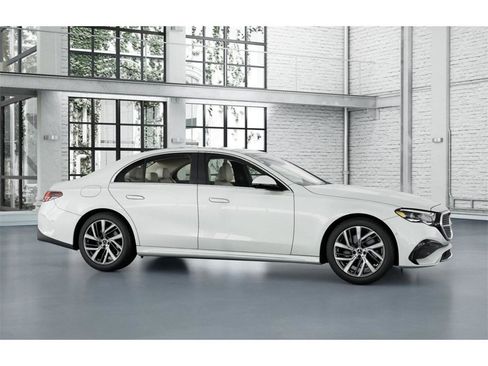 New 2026 Mercedes-Benz E 350 4MATIC Sedan image 14