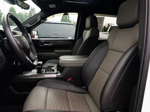 Used 2023 Chevrolet Silverado 1500 ZR2 w/ Technology Package image 20