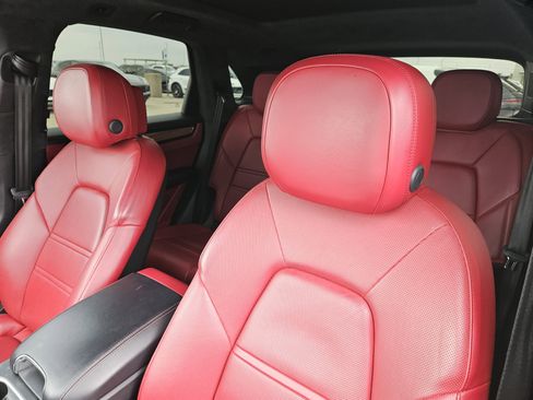 Certified 2021 Porsche Cayenne GTS w/ Premium Package Plus image 6