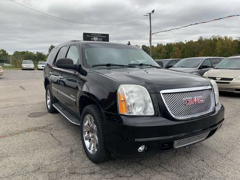 Used 2011 GMC Yukon Denali image 7