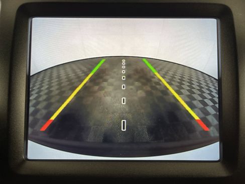 Used 2020 Jeep Cherokee Trailhawk w/ Comfort/Convenience Group image 24