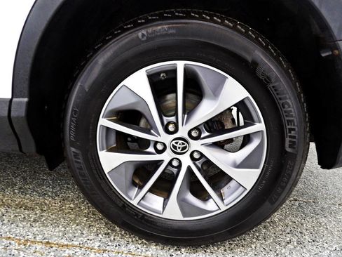 Used 2016 Toyota RAV4 XLE image 21